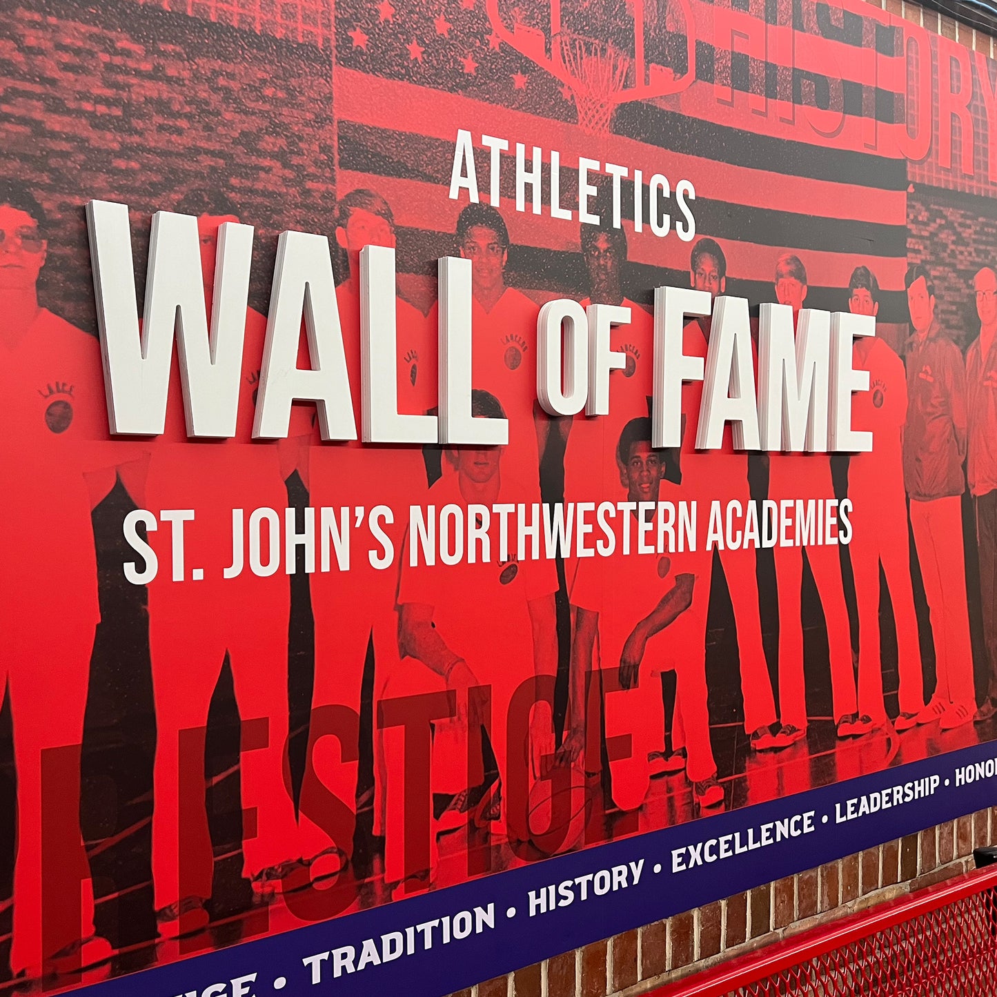 hall of fame 3d lettering display.