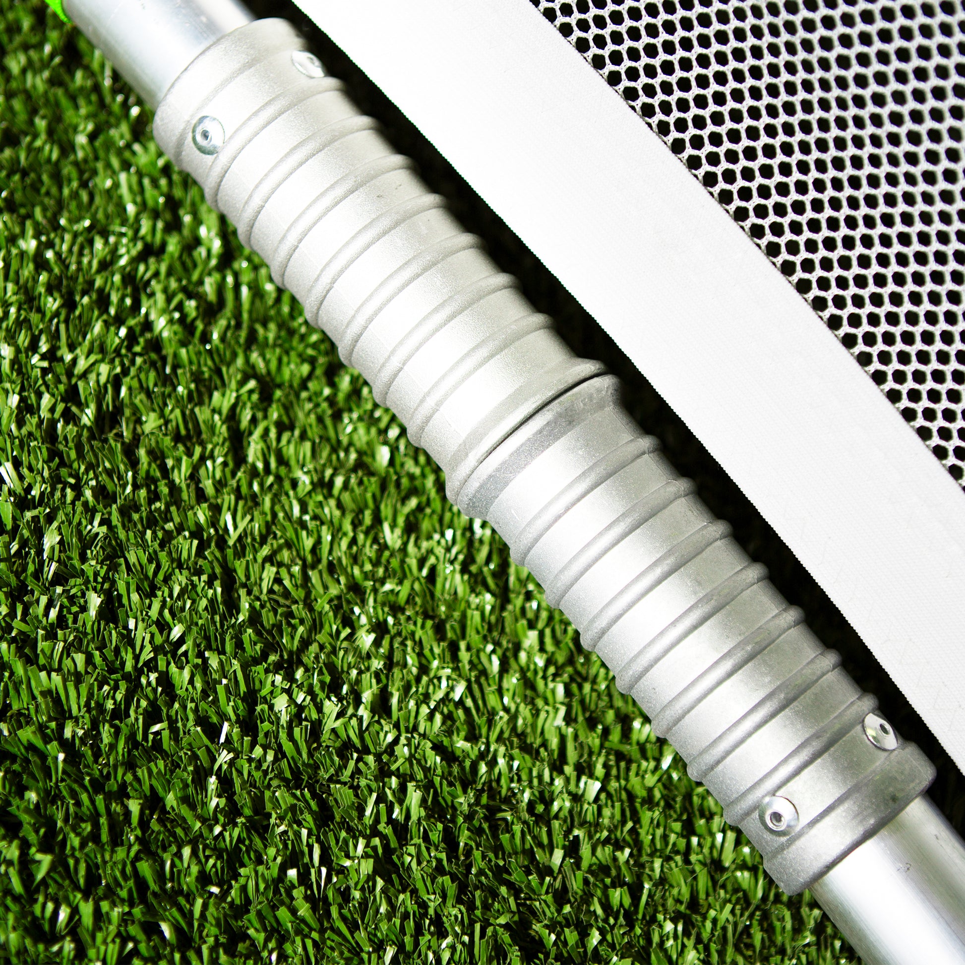 gf400046 Close up folding soccer goal
