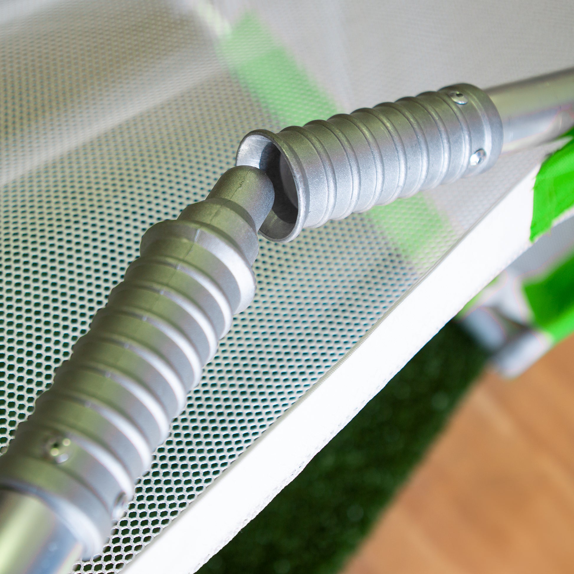 gf400046 Close up folding soccer goal
